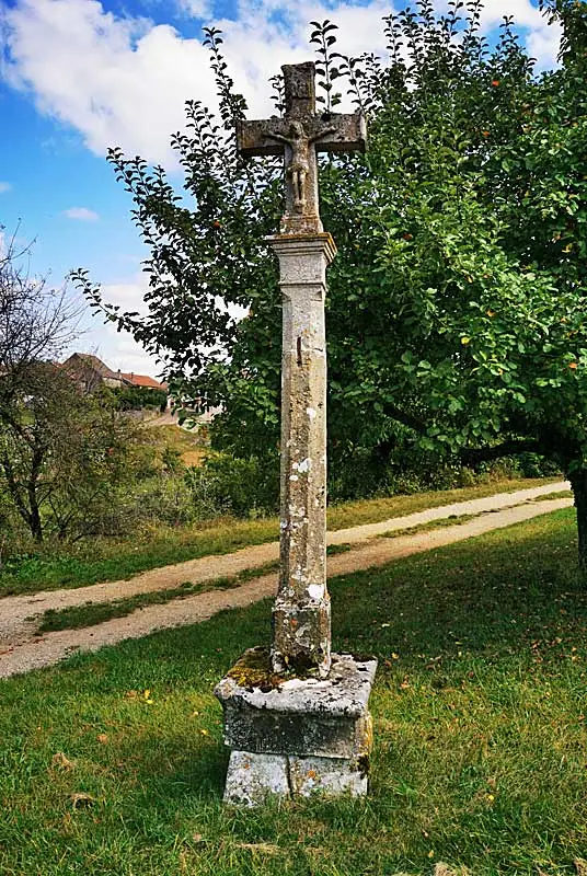 Croix de chemin de Chatoillenot (2)