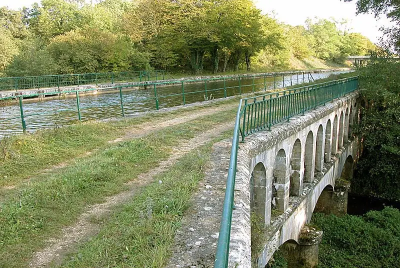 Pont canal de Bize l'Assaut