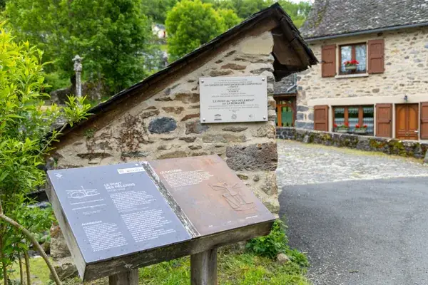 Visitez Saint Chély d'Aubrac