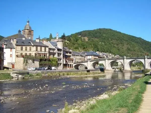 St Geniez d'Olt, la Ville Lumière