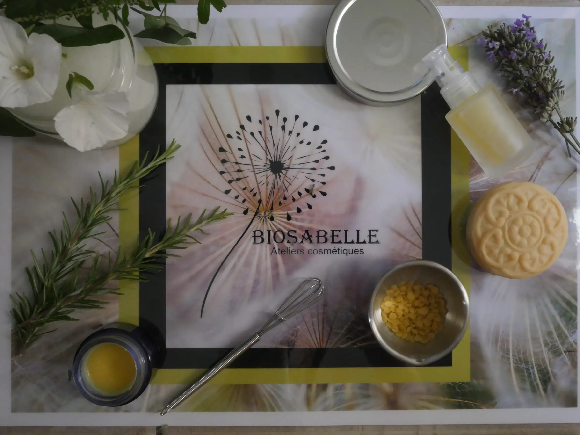 Ateliers de fabrication de cosmétiques biologiques à Lavercantière