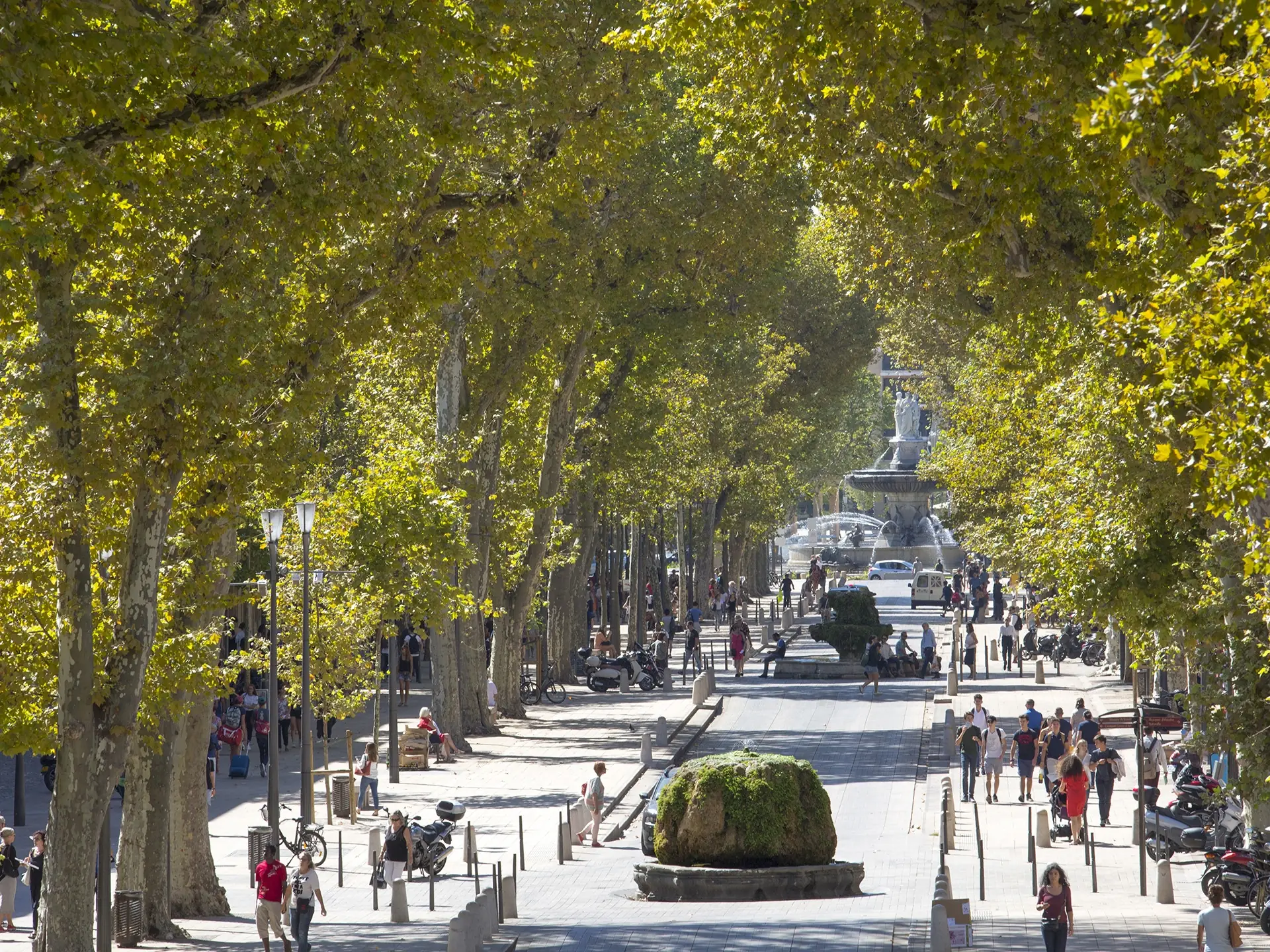 Le cours Mirabeau