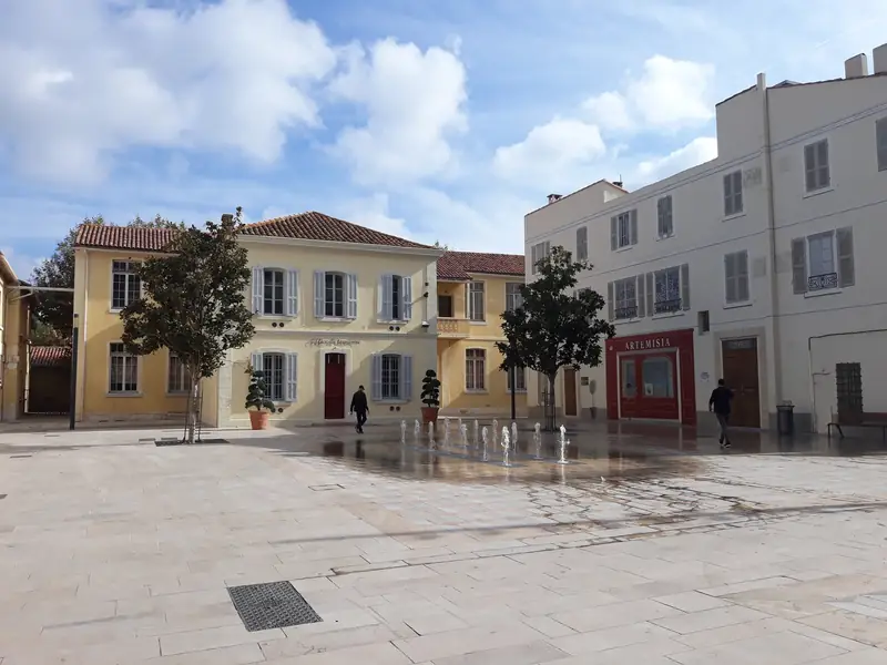 Cours Mirabeau