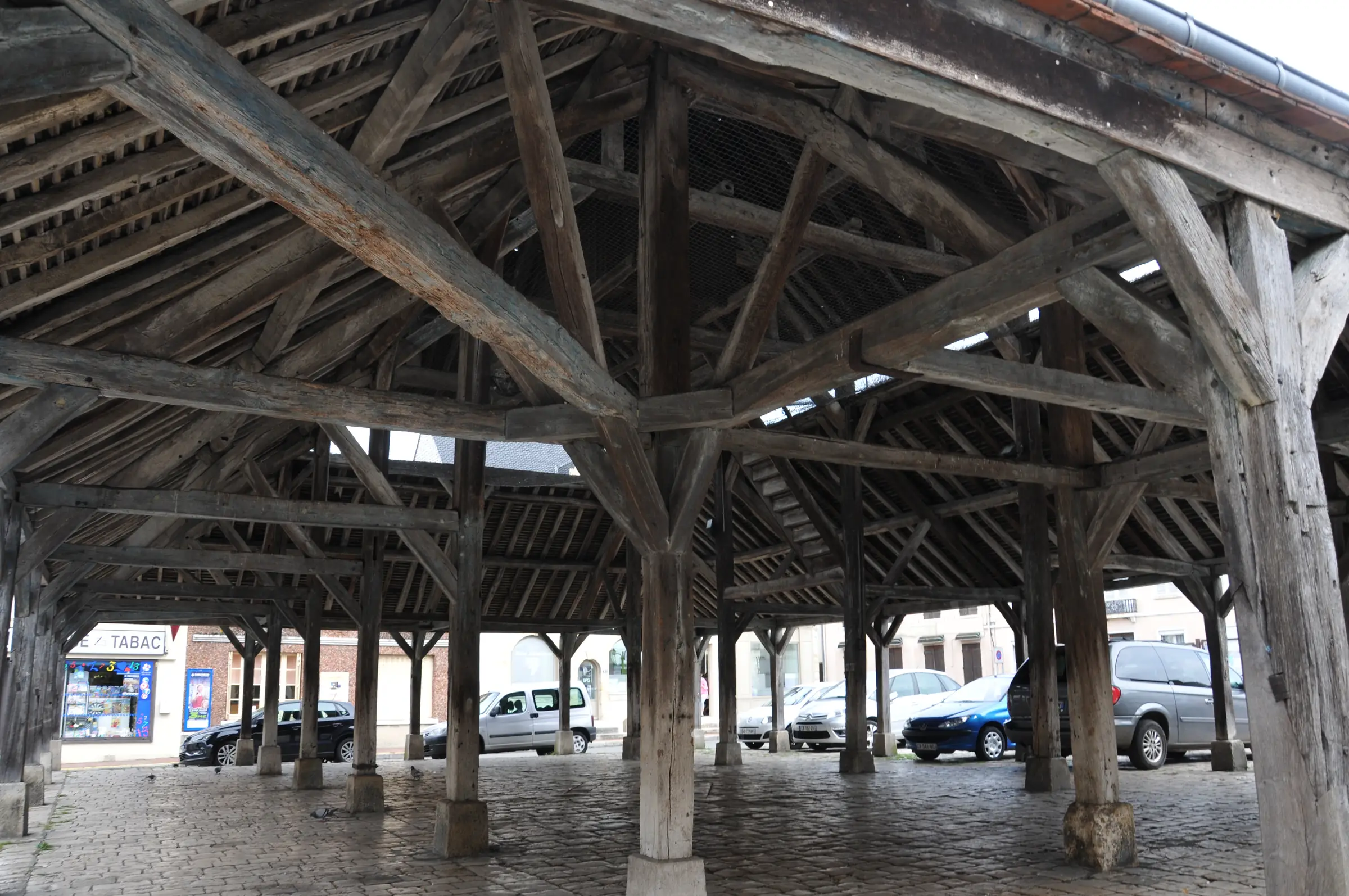 Halle de Ladon