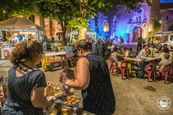 Marché nocturne