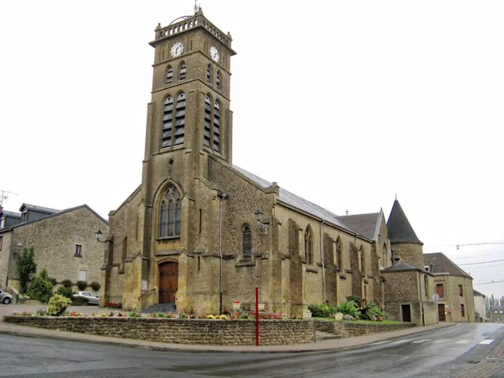 Eglise Saint Julien de Vivier au court