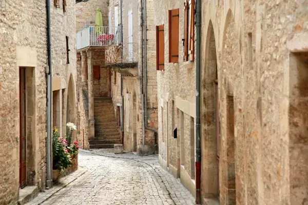 La sauveté / bastide de Villeneuve en visite guidée groupe