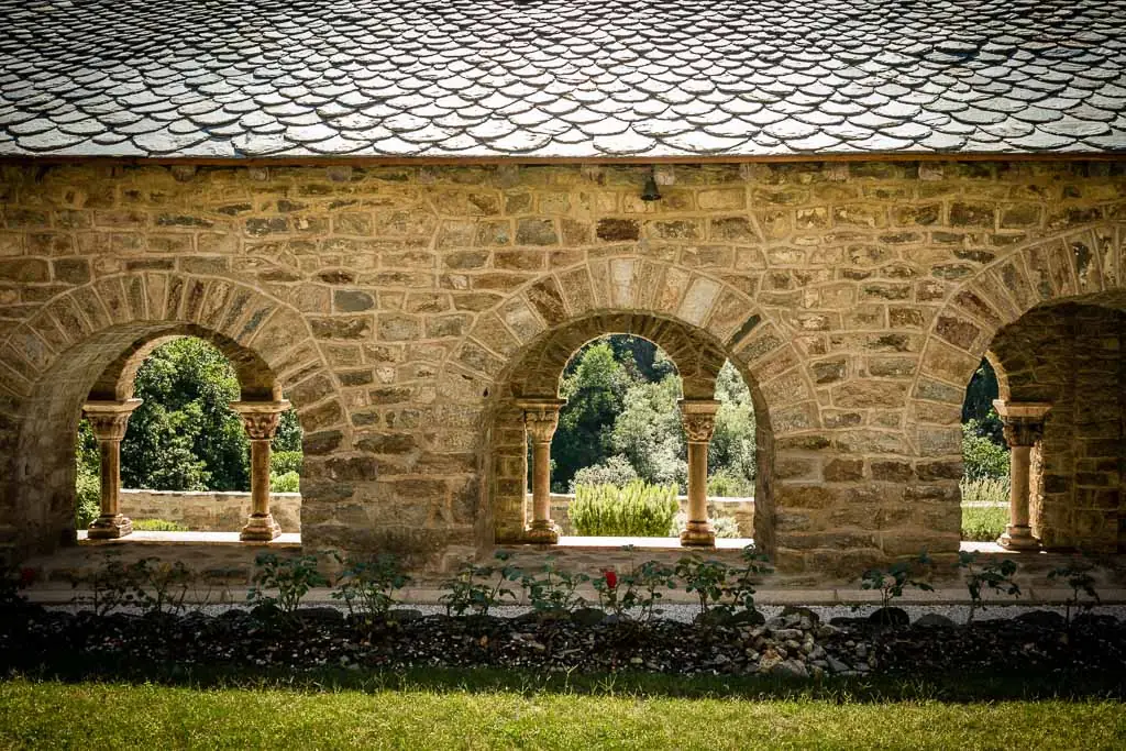 ABBAYE DE SAINT MARTIN DU CANIGOU