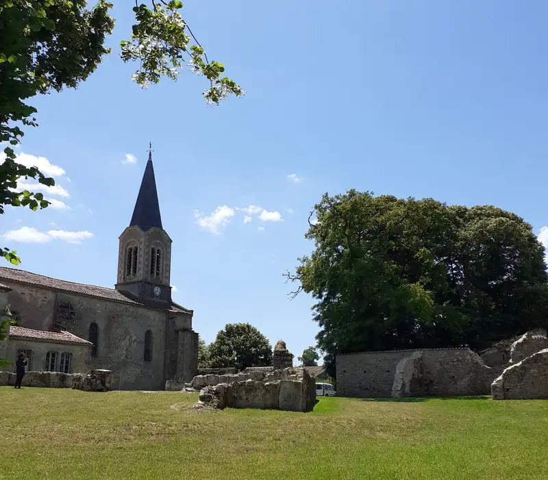 Eglise Saint-Saturnin