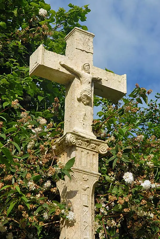 Croix de Rivière-les-Fosses