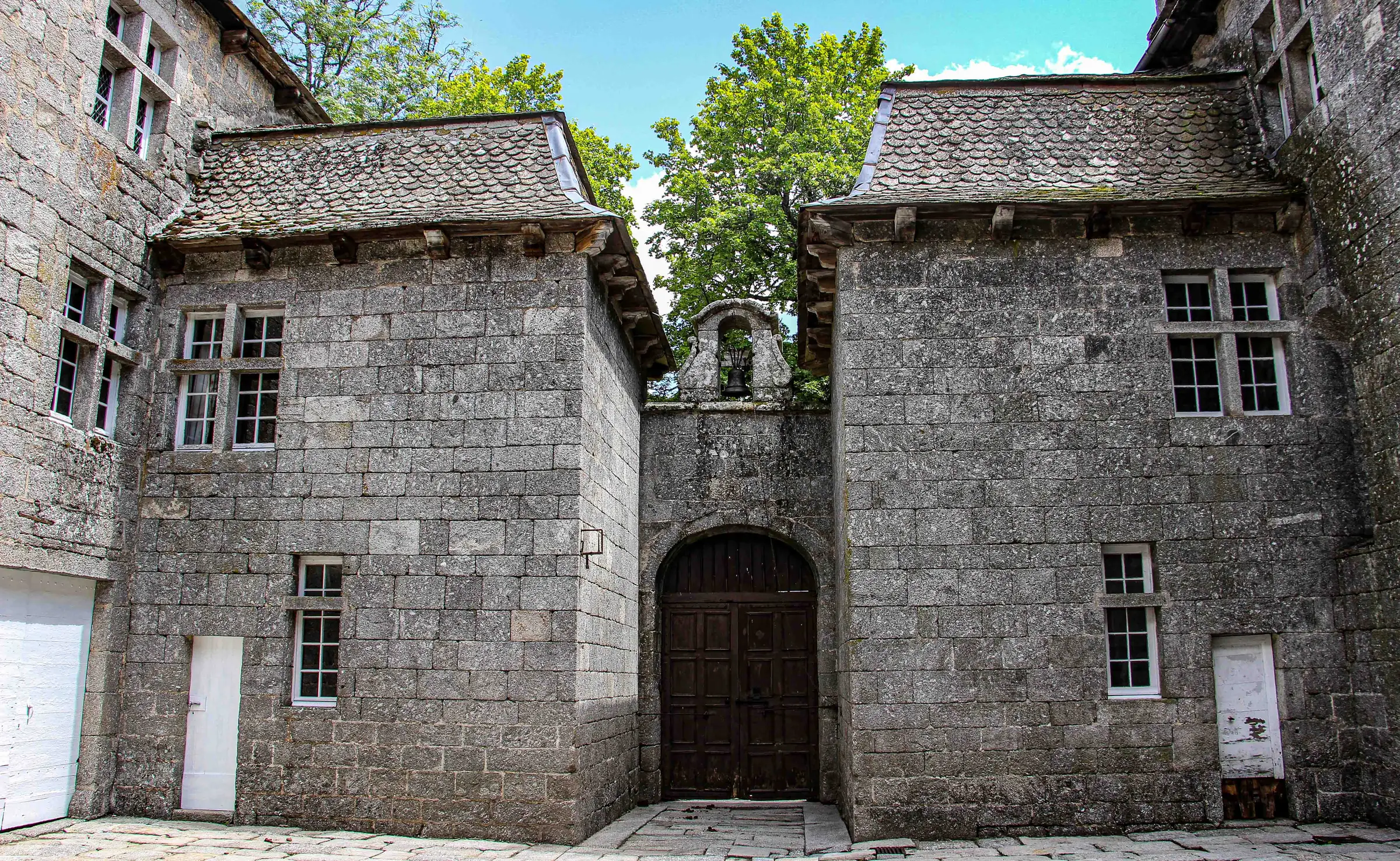 CHÂTEAU DE LA BAUME