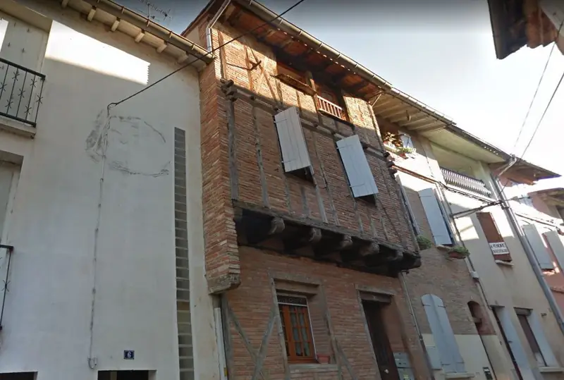 MAISON A COLOMBAGES