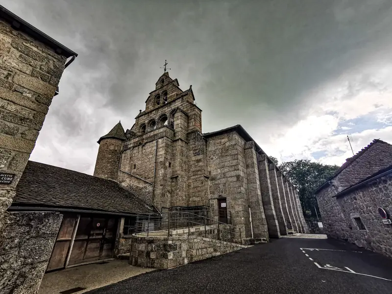 ÉGLISE SAINT-JULIEN