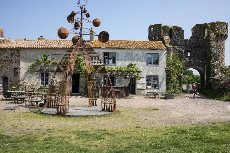 Château de Sanzay