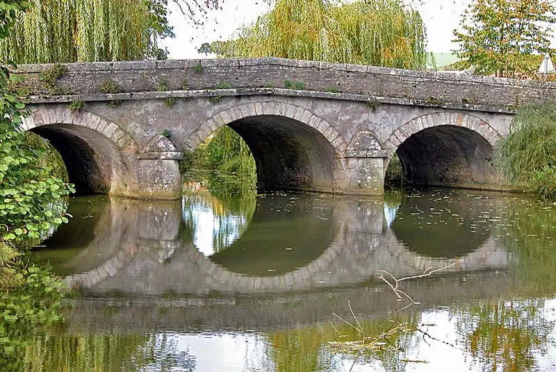 Pont XVIIIe siècle à Dommarien