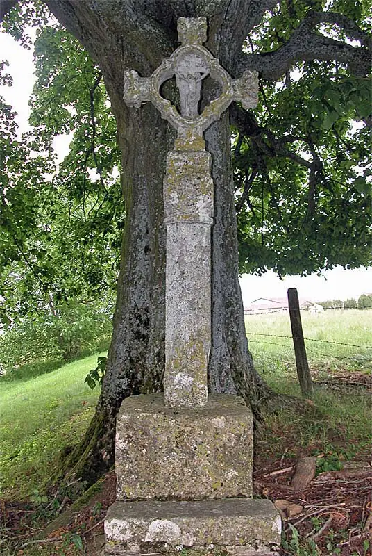 Croix de chemin de Balesmes-sur-Marne (1)