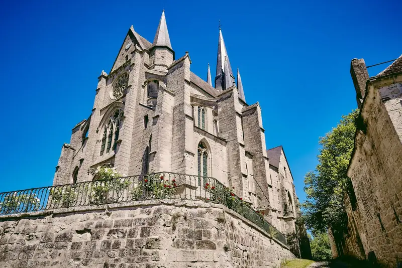 Eglise Saint-Jean-Baptiste & Saint-Julien de Royaucourt-et-Chailvet