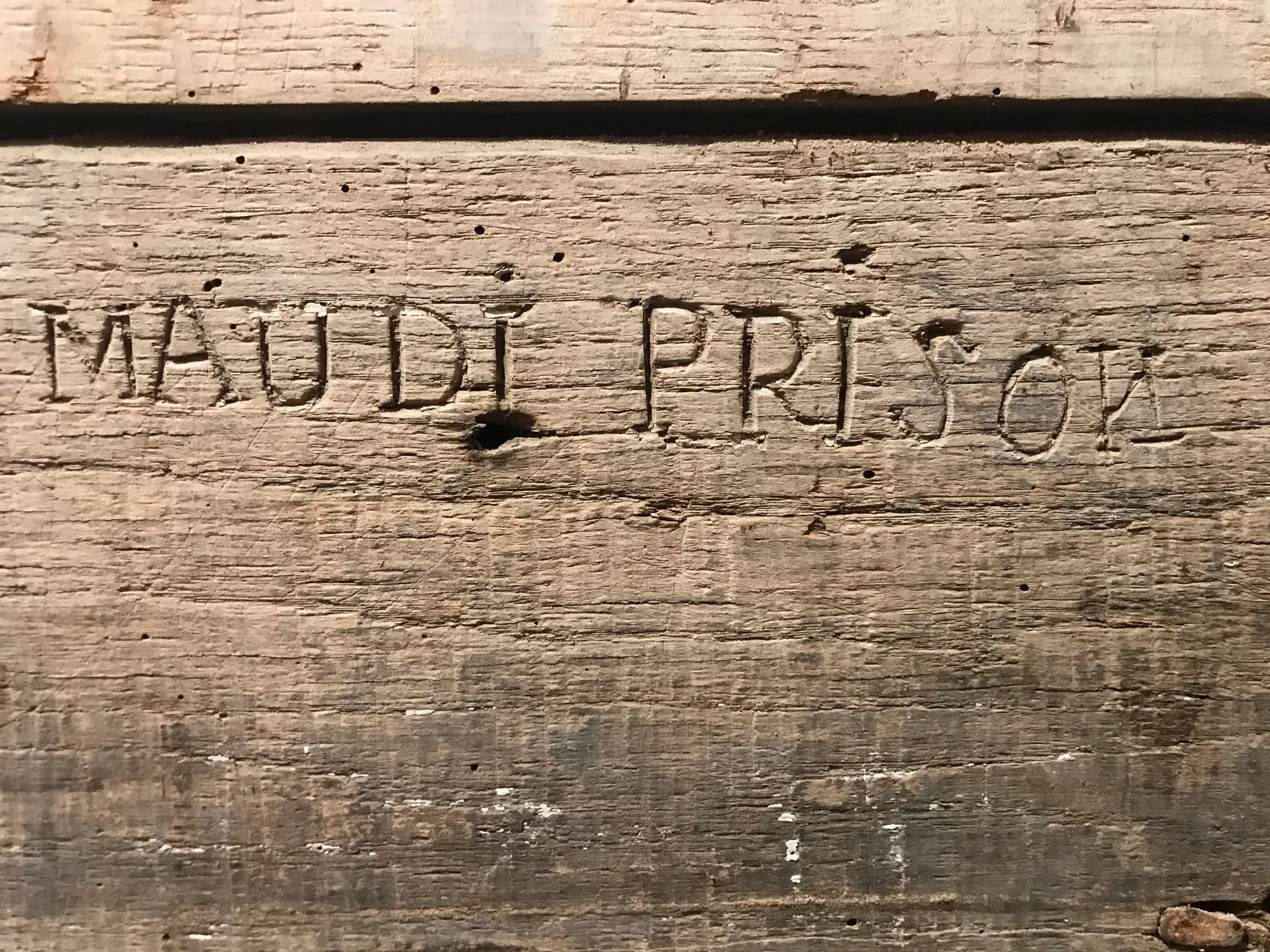 Prison d'étape