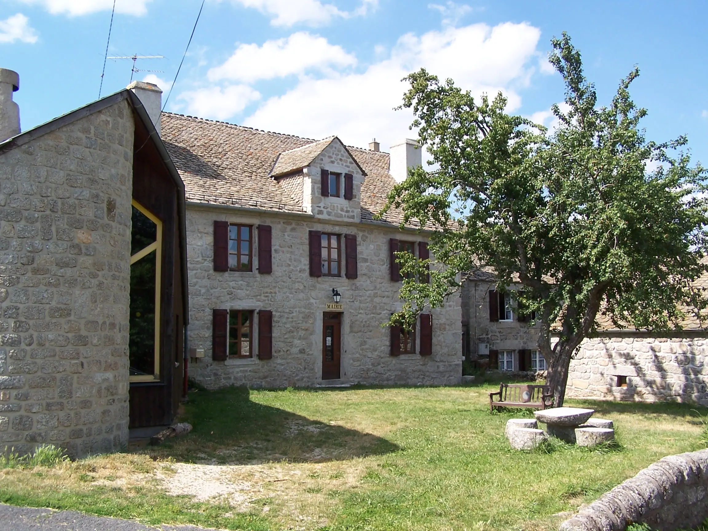 SAINT-LAURENT DE MURET PORTE D'ENTRÉE DU PNR DE L'AUBRAC