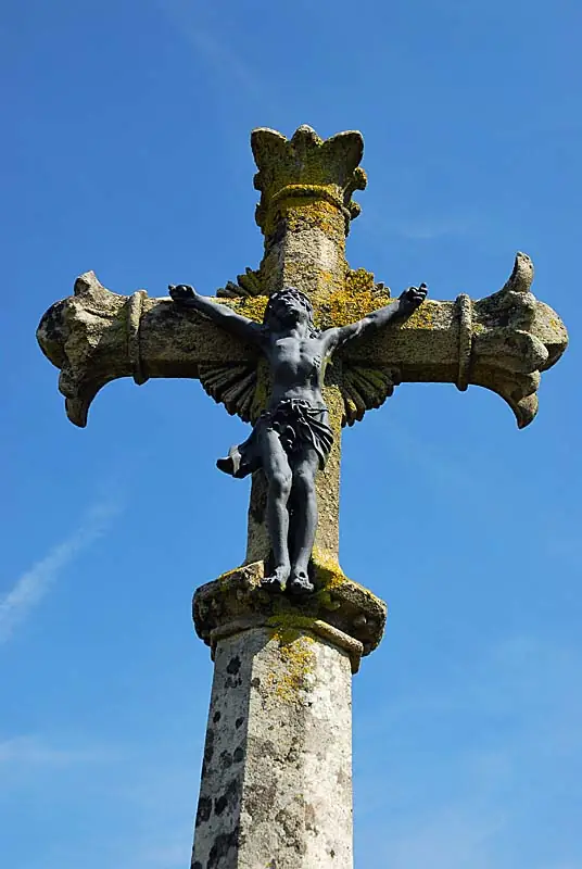 Croix de chemin de Chatenay-Vaudin