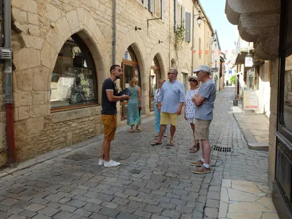 La sauveté / bastide de Villeneuve en visite guidée groupe