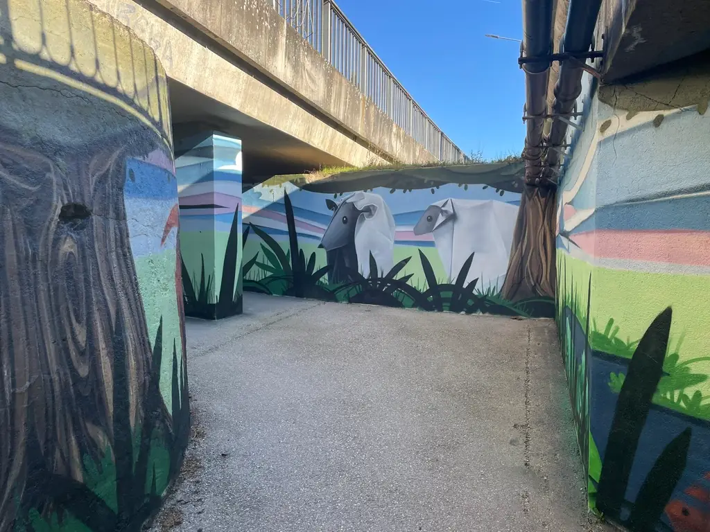 Fresque de Demsé sur le Canal d'Orléans