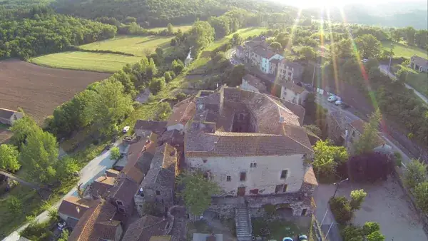 Château de Latour-sur-Sorgues - visite guidée ou libre