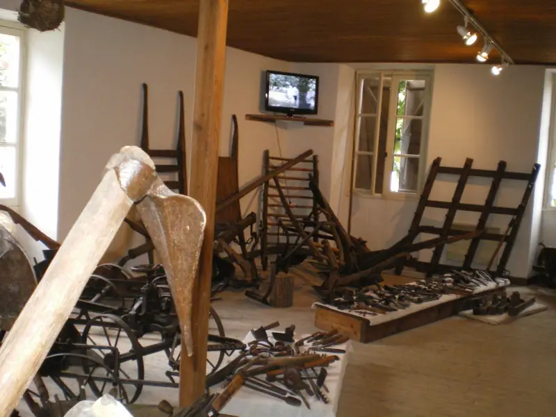 Musée d'Art et Traditions Populaires