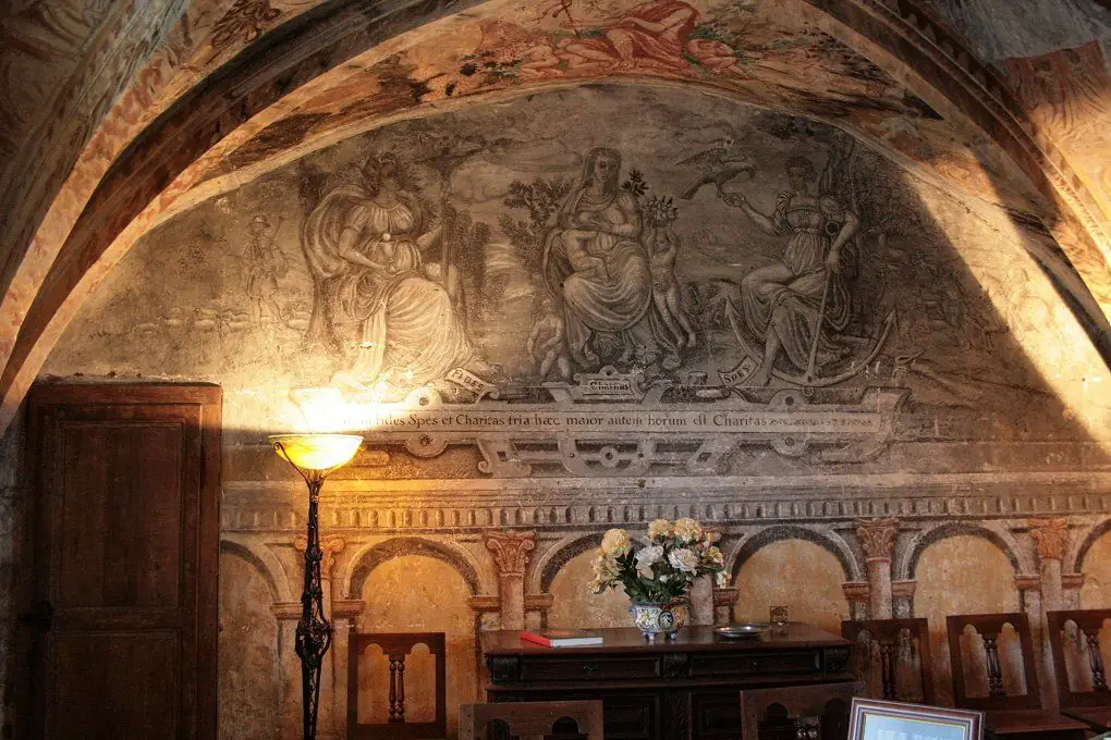CHATEAU DE GUDMONT