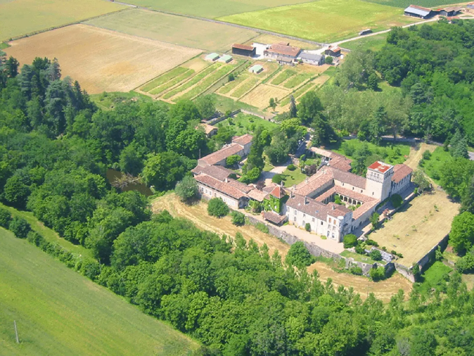 Abbaye Sainte-Marie du Rivet