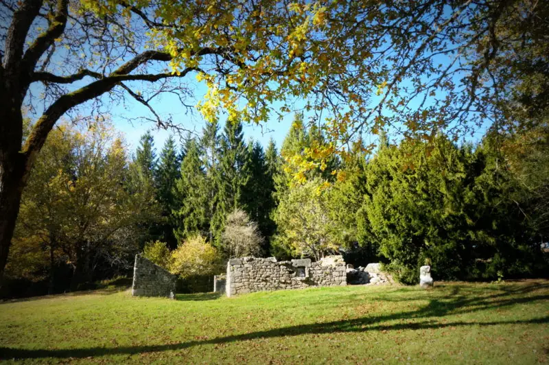 Le village "abandonné" de Clédat