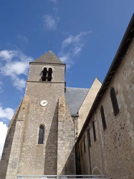 Beaulieu-sur-Loire, le village aux deux cents puits