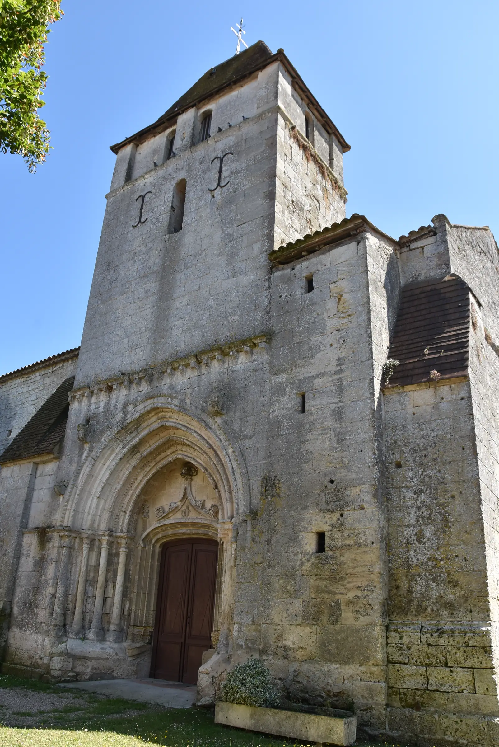 Eglise de Saint-Laurent d'Arce