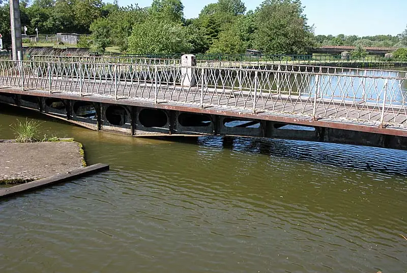 Ancien pont tournant de Jorquenay