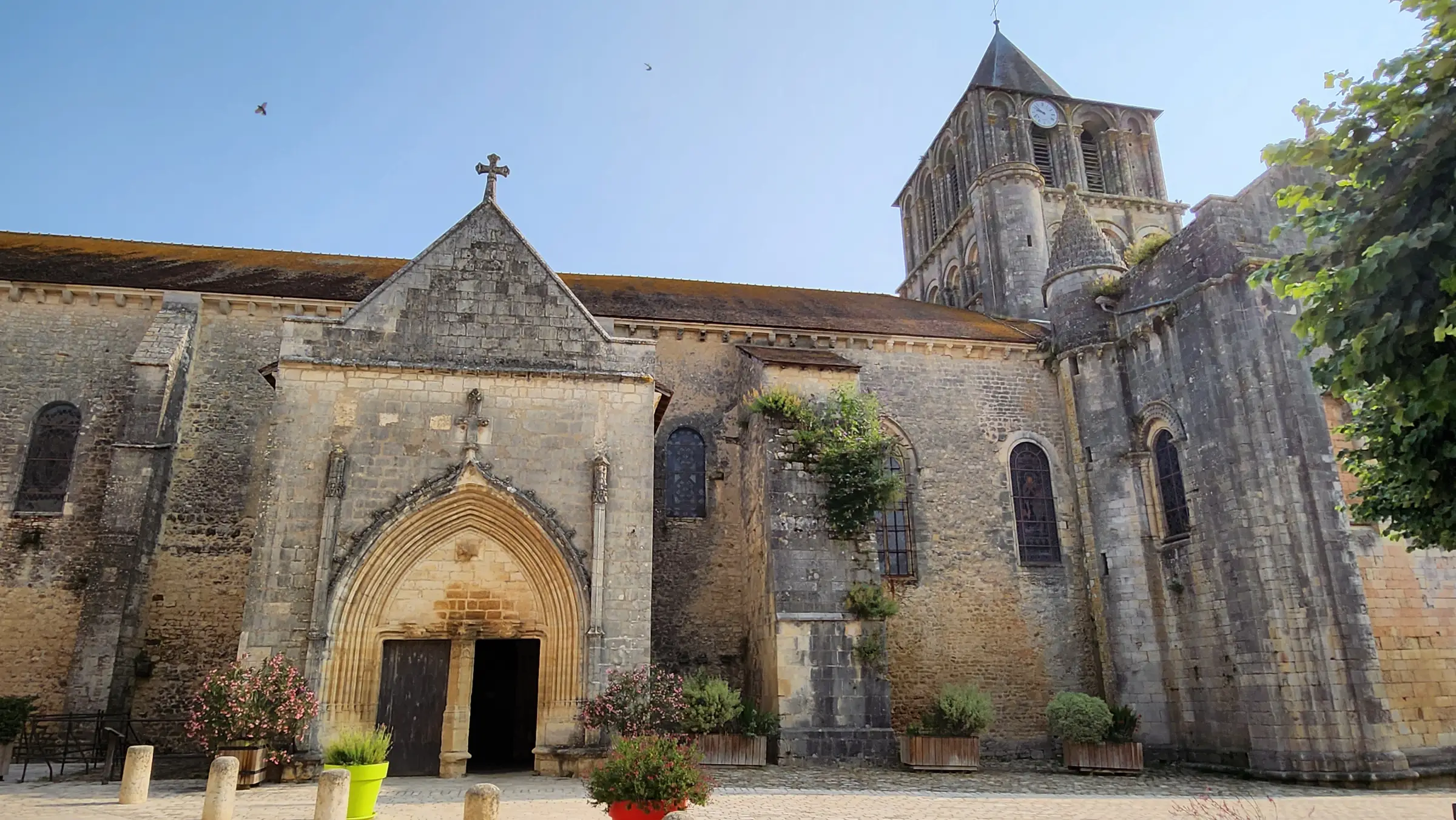 Église Notre-Dame et Saint-Junien