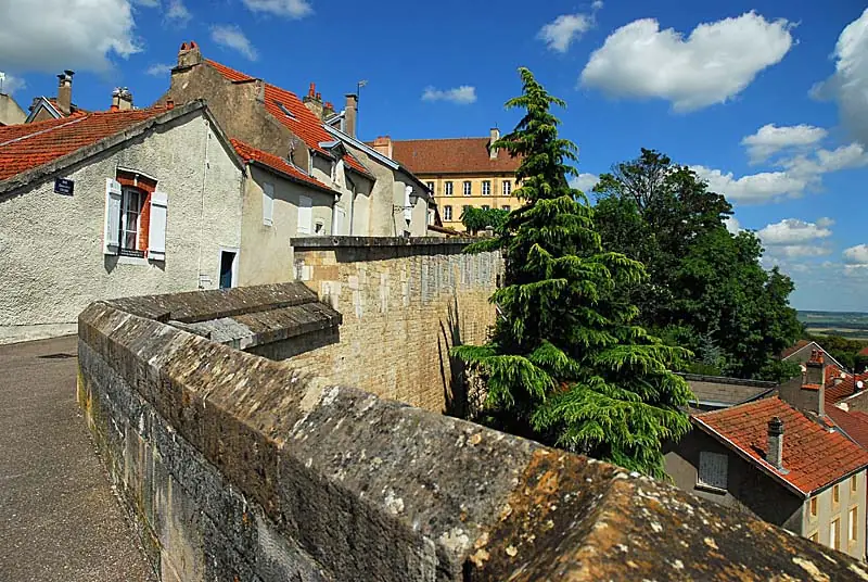 Les remparts de Langres