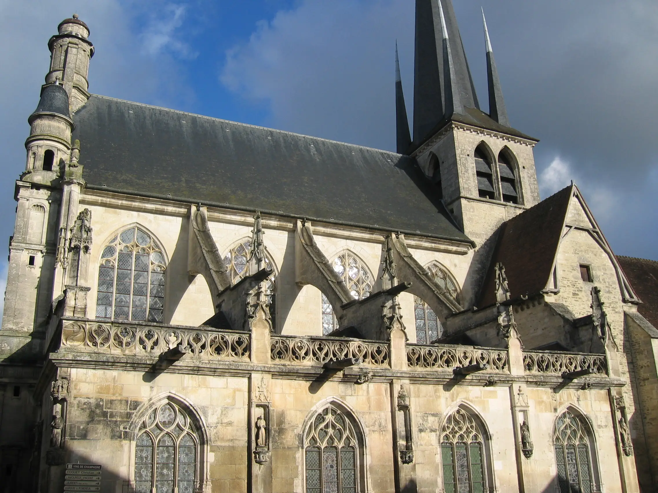 Eglise Saint-Pierre-es-Liens