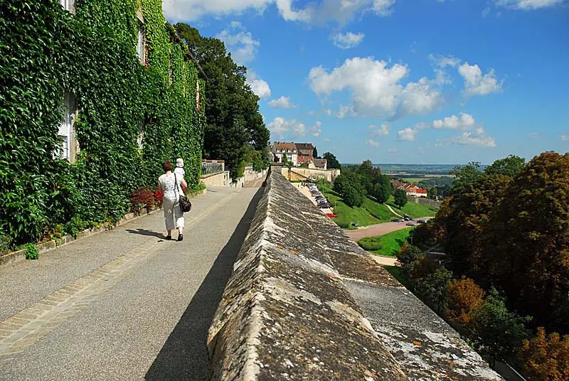 Les remparts de Langres