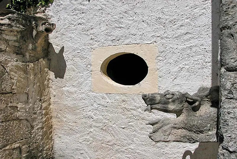 Les gargouilles d'Aujeurres