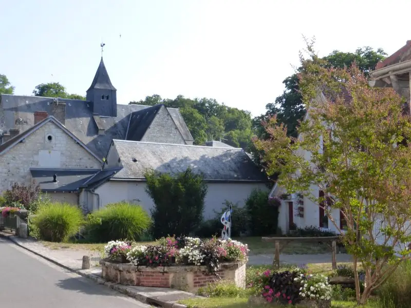 Visite du village fleuri de Veuil