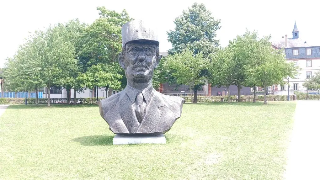 Buste du général de Gaulle