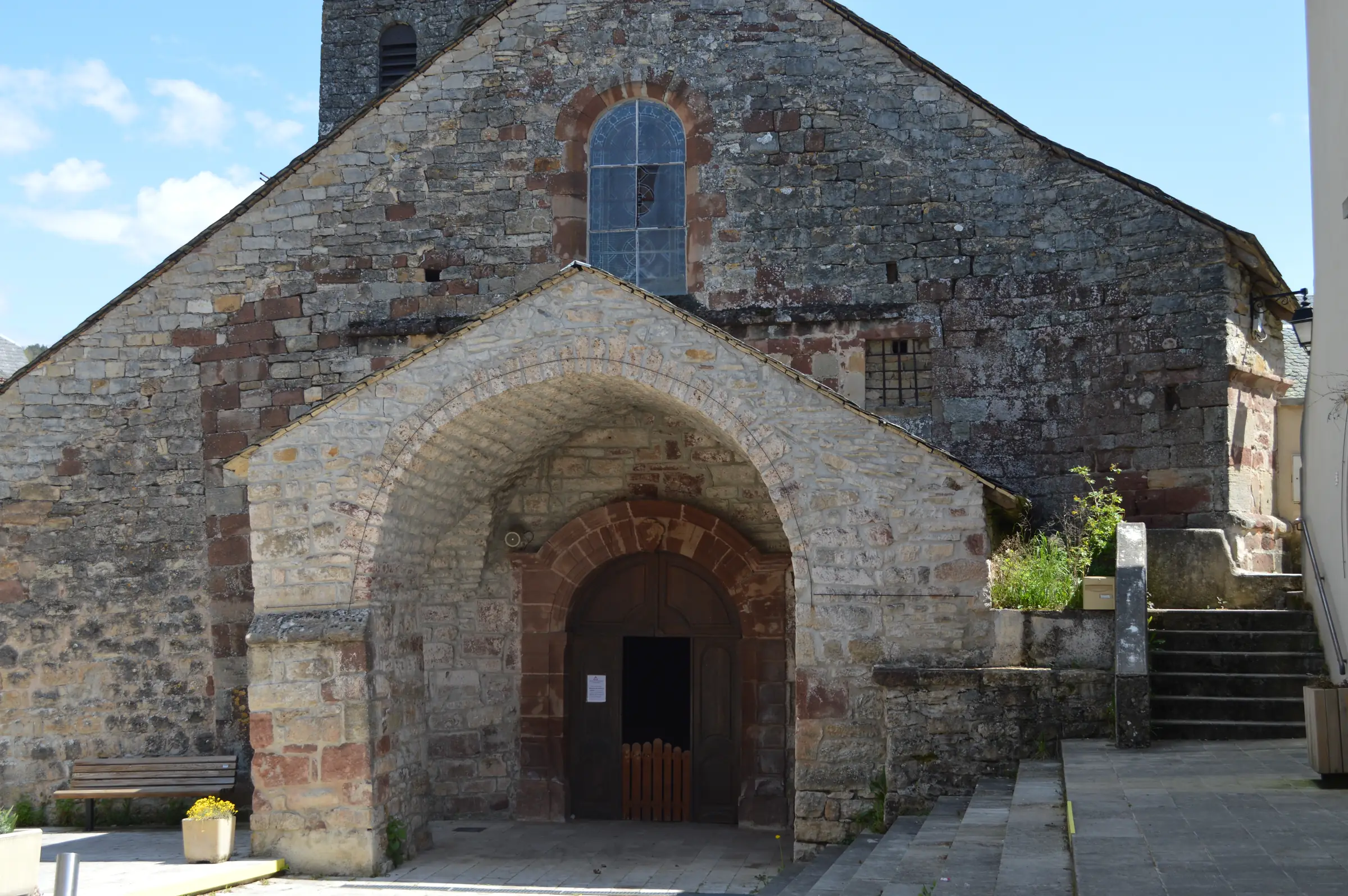 EGLISE SAINT-MEDARD DE BANASSAC