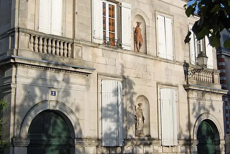 Statues de Mercure et Cérès