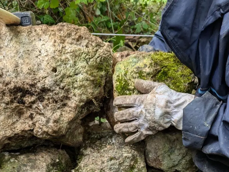 Fabrique du patrimoine : Initiation à la technique de la pierre sèche
