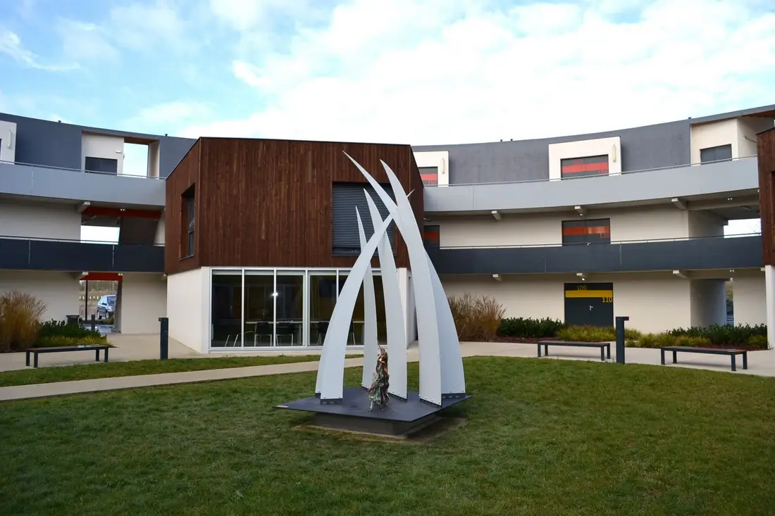 "Les portes de la connaissance, un vaisseau vers la Lumière"