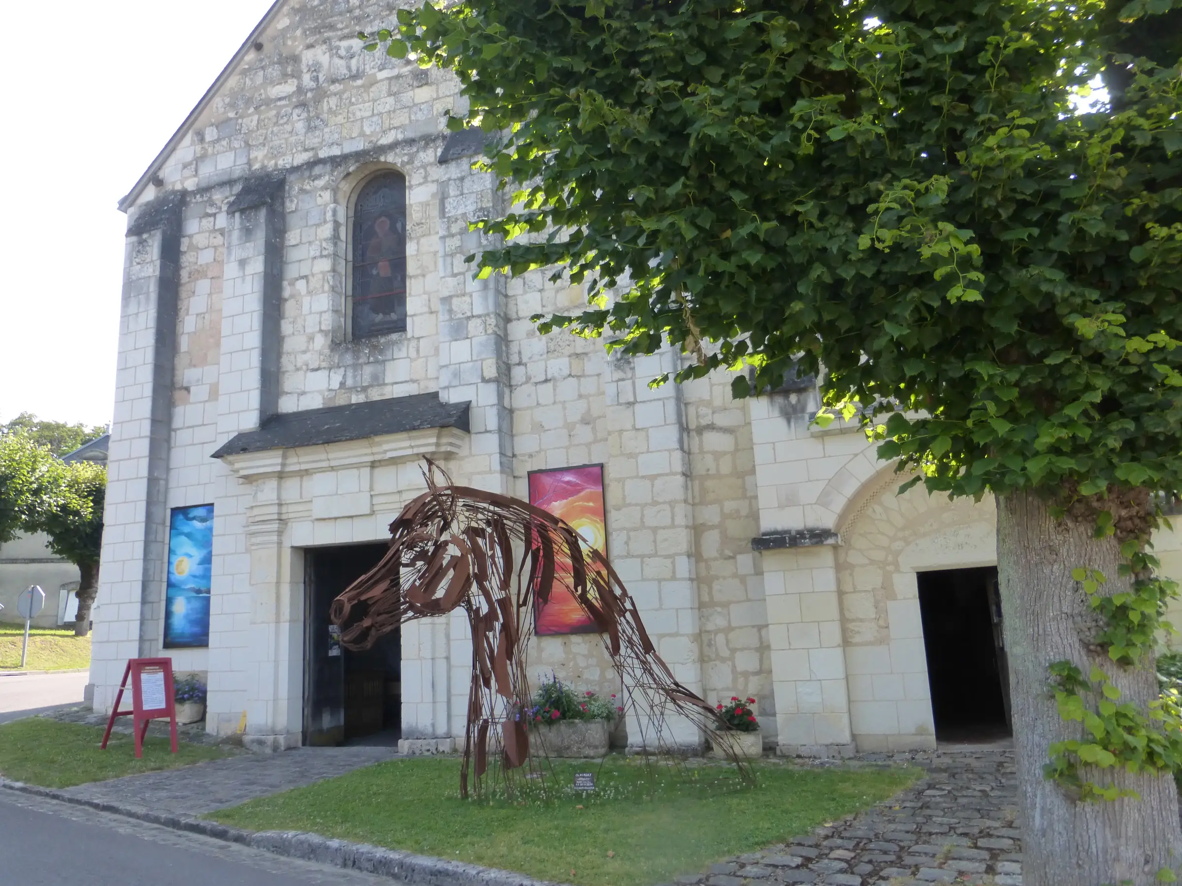 Visite du village fleuri de Veuil