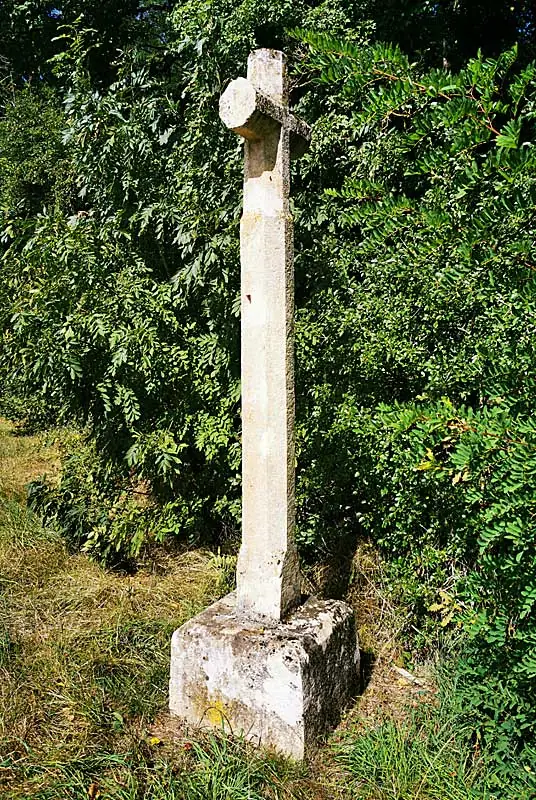 Croix de chemin de Chatoillenot (1)