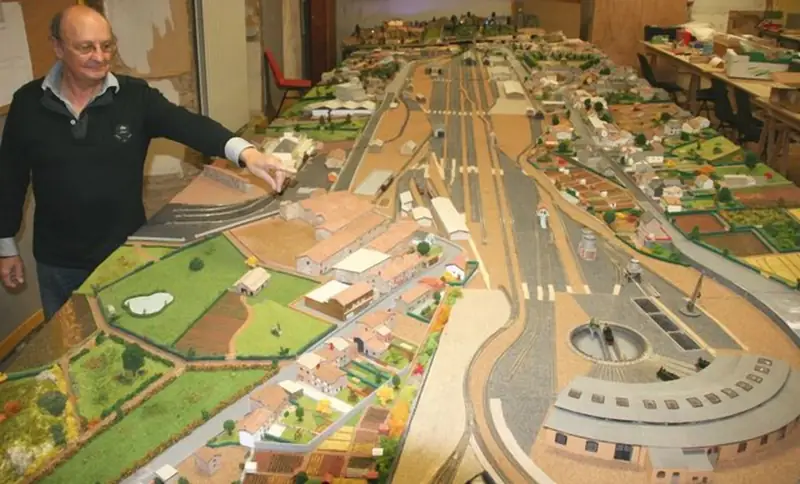 Maquette Ferroviaire Animée