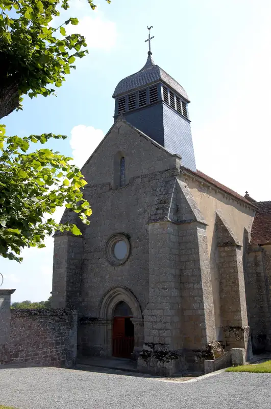 L’Église Saint-Pierre-ès-Liens du XIIe siècle