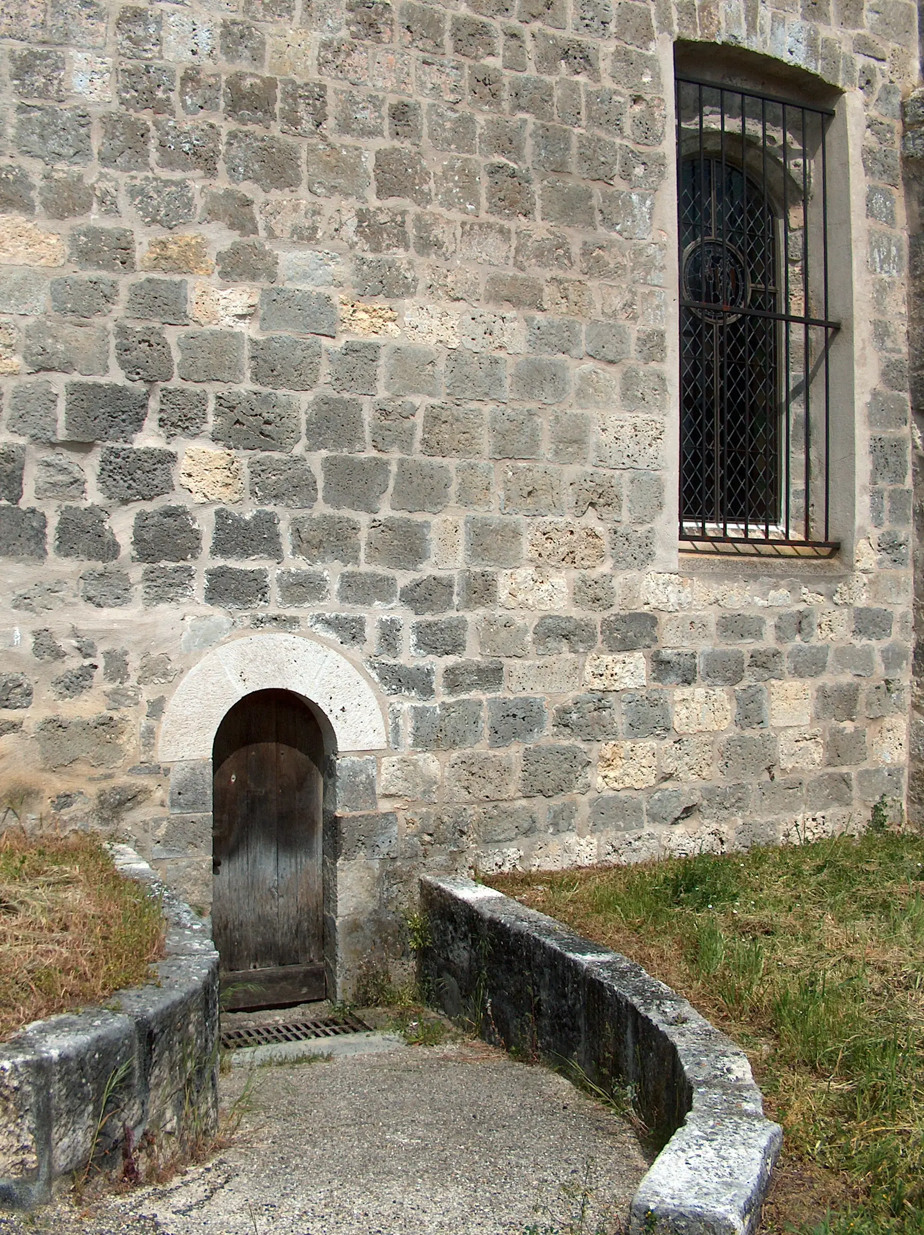 Village d'Ambrus